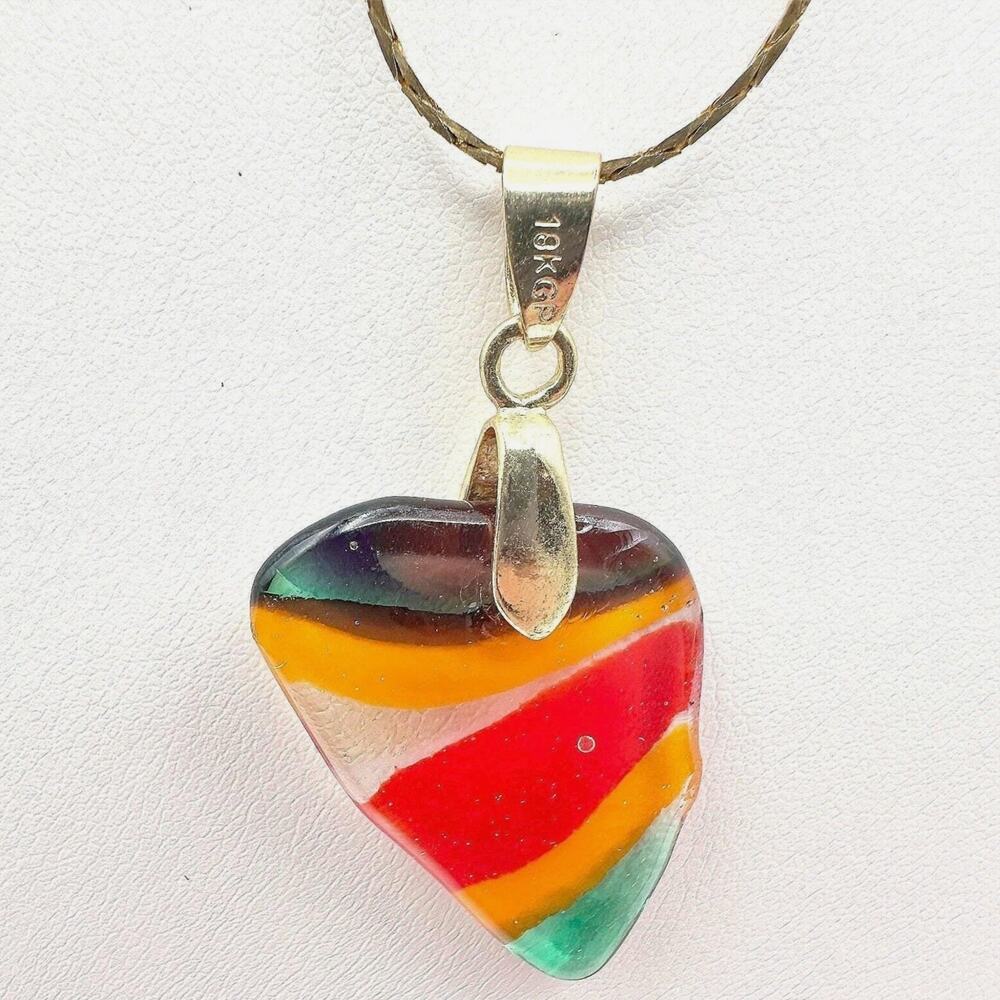 18K Gold Filled Vintage Y2K Rainbow Glass Heart Pendant Necklace